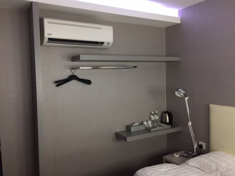 SriLangit-Hotel-room3