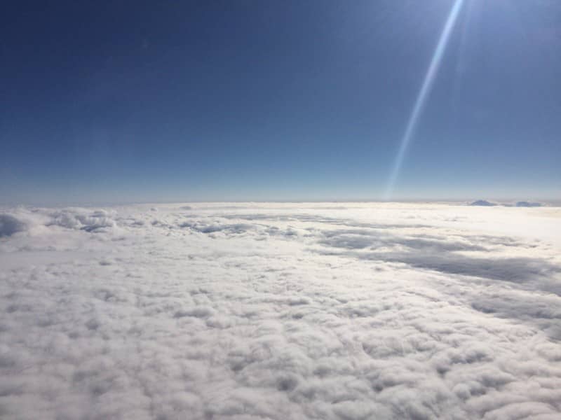 飛行機から見る空