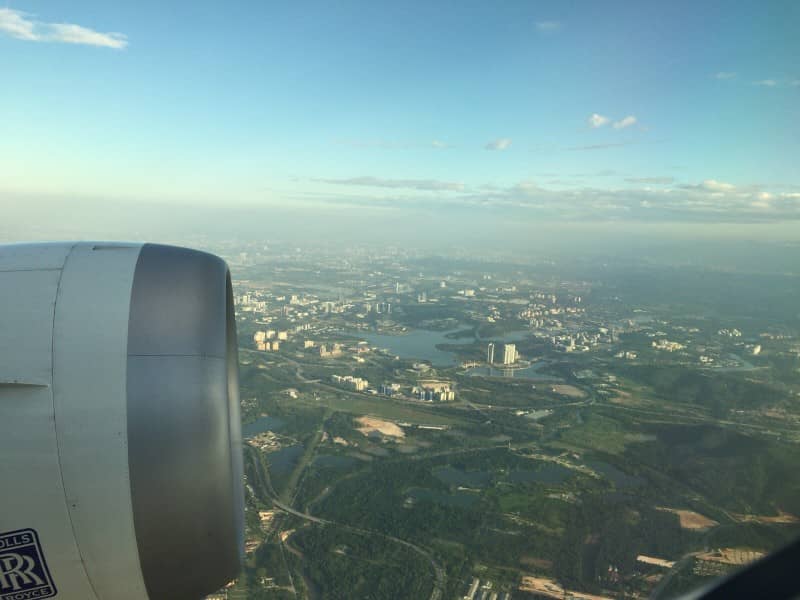 ANA816便離陸時のクアラルンプール市内風景
