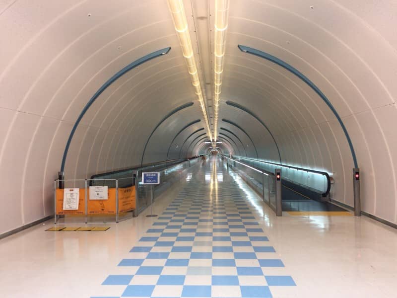 成田空港第4サテライトと第5サテライトを結ぶ地下連絡通路