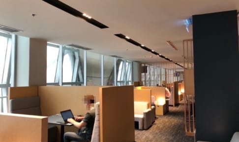 AIR FRANCE - KLM SKYLOUNGE-ラウンジ内の様子