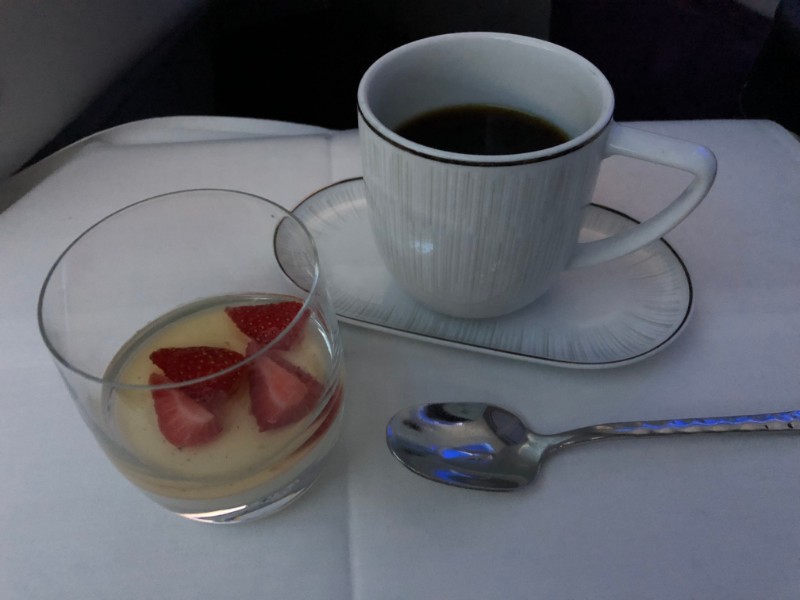 タイ航空ビジネスクラス搭乗-機内食