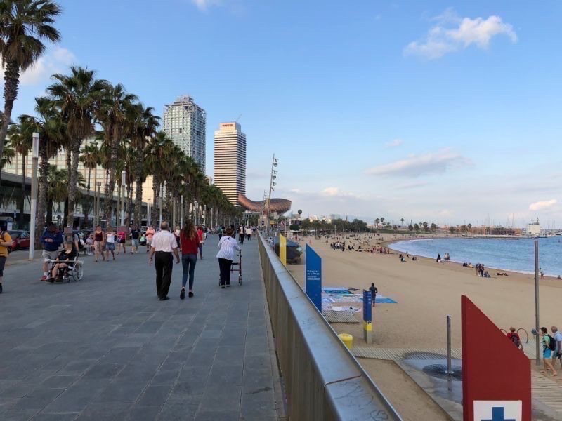 チリンギートエスクリバ@バルセロナまで地中海沿い歩く