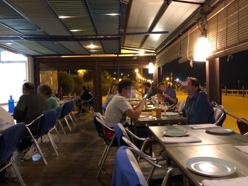 チリンギートエスクリバ@バルセロナ-レストラン内の雰囲気