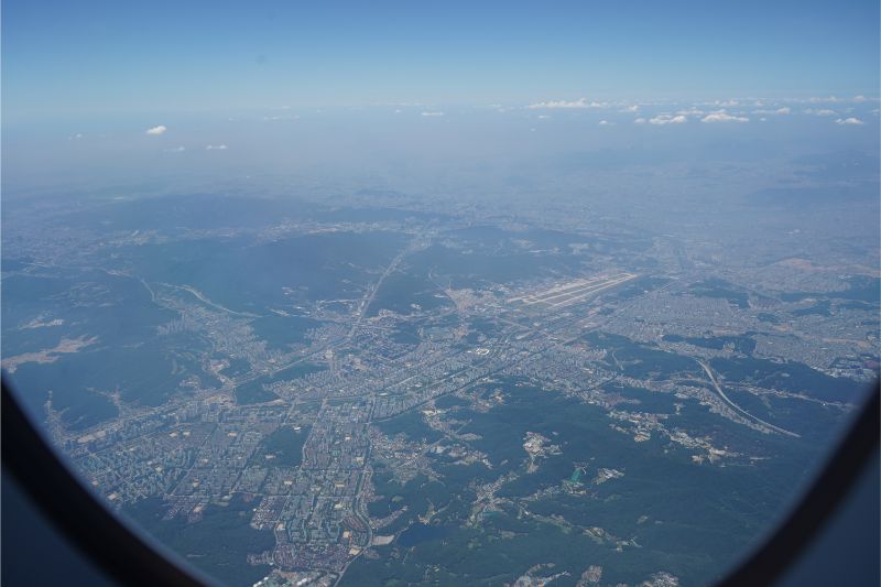 アシアナ航空-OZ111(KIX->ICN)-機内からの風景
