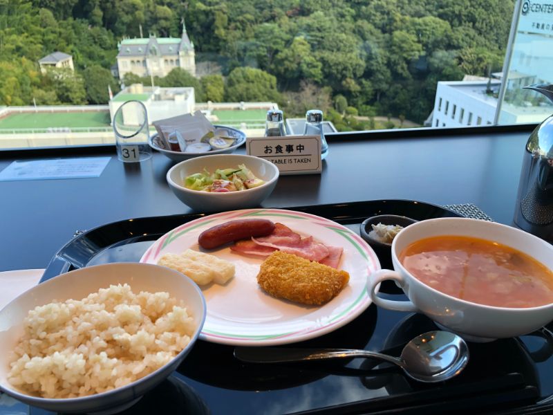 ANAクラウンプラザ松山-ビュッフェスタイルの朝食