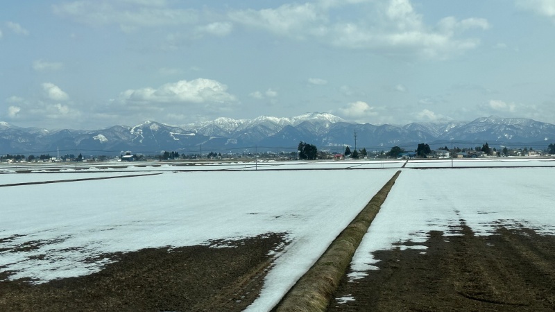 秋田新幹線「こまち」からの車窓