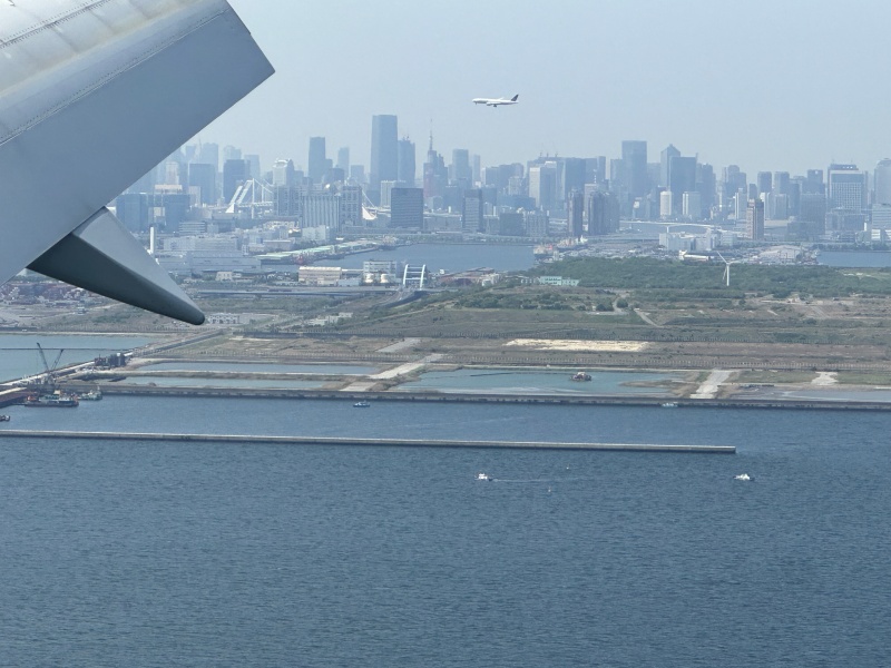 ANA(B767-300)-普通席-着陸