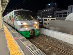 佐賀から博多へ特急電車で移動