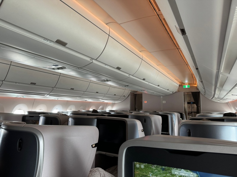 シンガポール航空（バンコク=シンガポール便:SQ705 A350-900）-ビジネスクラスシート