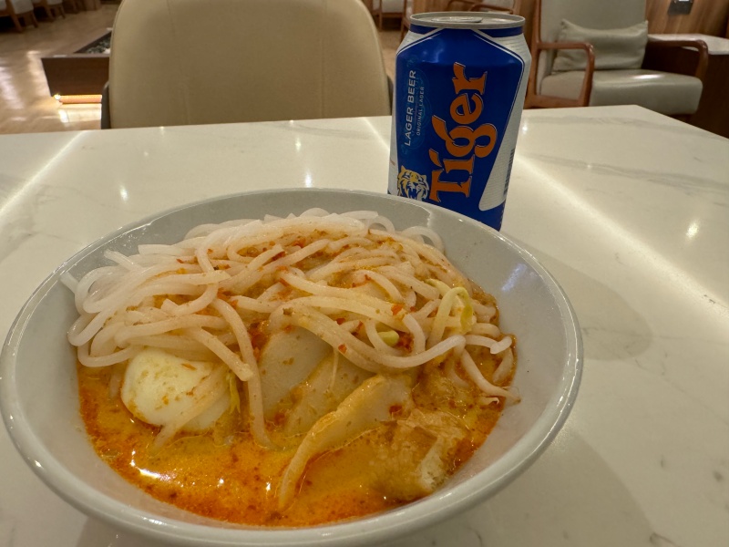 SATSプレミアラウンジT1＠シンガポール・チャンギ国際空港-食事