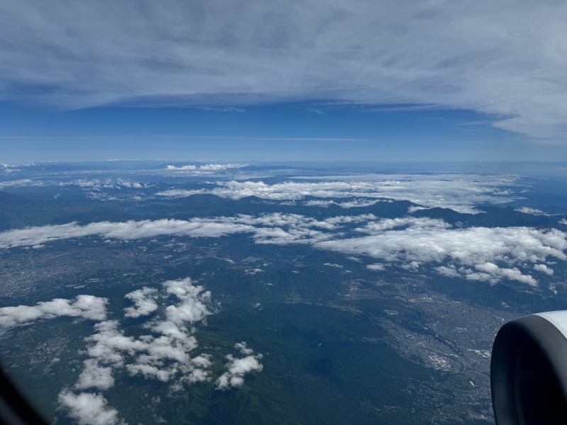 ANA3821便（羽田＝大阪・関空、スターフライヤー）-機内からの景色