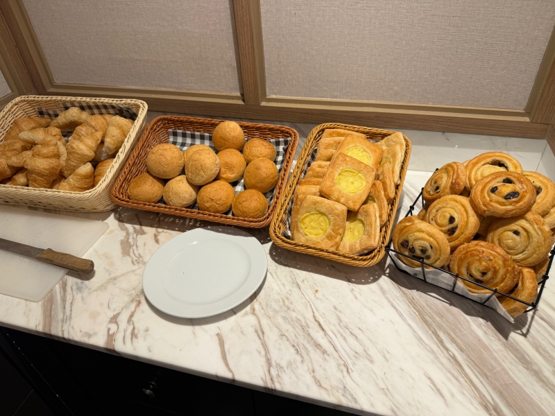 ステイブリッジスイートバンコクトンロー(STAYBRIDGE SUITES BANGKOK THONGLOR)-無料朝食ビュッフェ