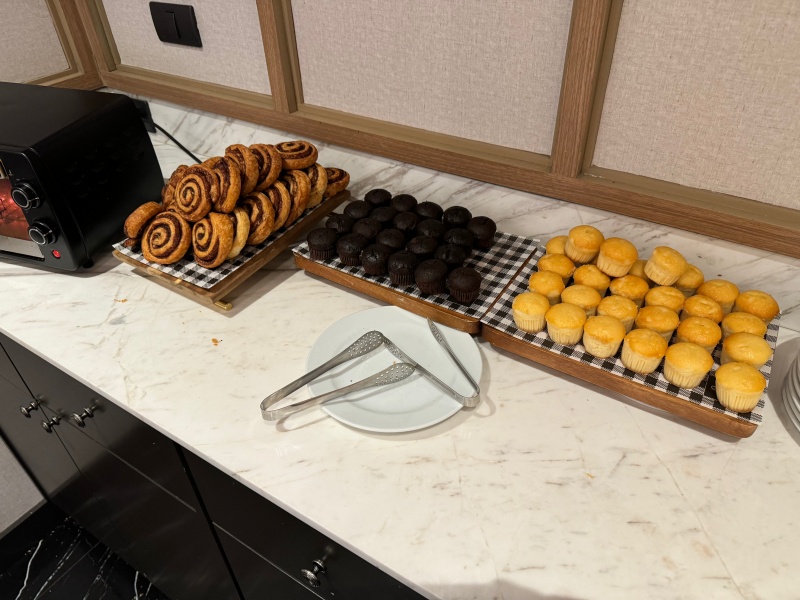 ステイブリッジスイートバンコクトンロー(STAYBRIDGE SUITES BANGKOK THONGLOR)-無料朝食ビュッフェ