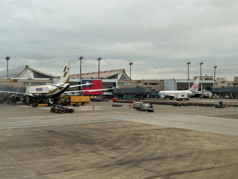 エバー航空（大阪（関西）=台北（桃園）便:BR131 B787-1000）-着陸