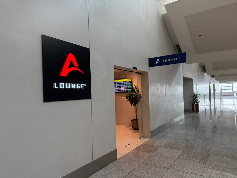 A Lounge＠ニノイ・アキノ国際空港（第3ターミナル）-エントランス