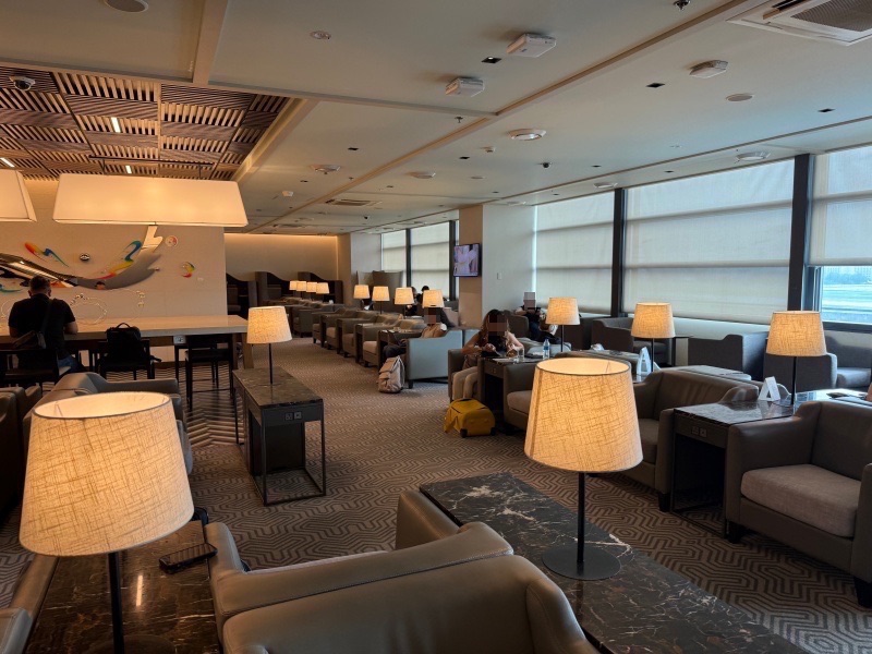 SilverKris Lounge＠ニノイ・アキノ国際空港（第3ターミナル）-ラウンジ内の雰囲気