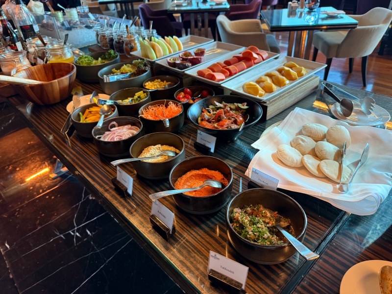 ルネッサンス・バンコク・ラッチャプラソーン・ホテル(Renaissance Bangkok Ratchaprasong Hotel)ー朝食ビュッフェ＠クラブラウンジ