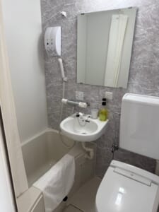 フォーポイントフレックスbyシェラトン宇都宮(Four Points Flex by Sheraton Utsunomiya)ー客室内バスルーム