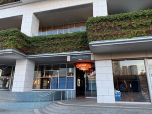 アパホテル＆リゾート〈横浜ベイタワー〉(Apa Hotel Yokohama Bay Tower)ーエントランス