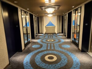 アパホテル＆リゾート〈横浜ベイタワー〉(Apa Hotel Yokohama Bay Tower)ー客室フロア