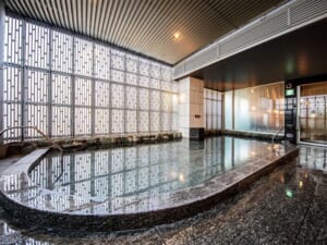 アパホテル＆リゾート〈横浜ベイタワー〉(Apa Hotel Yokohama Bay Tower)ー大浴場（公式サイトより）