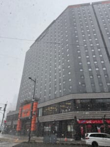 アパホテル＆リゾート〈新潟駅前大通〉(Apa Hotel Resort Niigata Ekimae Odori)ー外観