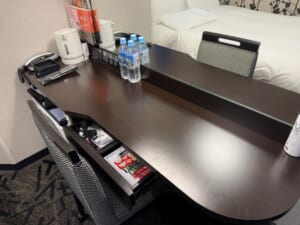 アパホテル＆リゾート〈新潟駅前大通〉(Apa Hotel Resort Niigata Ekimae Odori)ー客室内の雰囲気