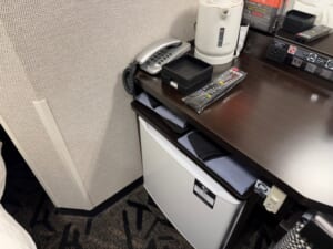 アパホテル&リゾート〈新潟駅前大通〉(Apa Hotel Resort Niigata Ekimae Odori)ー客室内の雰囲気