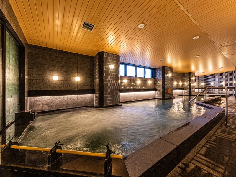 アパホテル＆リゾート〈新潟駅前大通〉(Apa Hotel Resort Niigata Ekimae Odori)ー大浴場（公式サイトより）