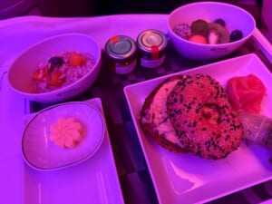 タイ航空(バンコク=ソウル(仁川)便:TG658 A350-900)-ビジネスクラス食事&ドリンク