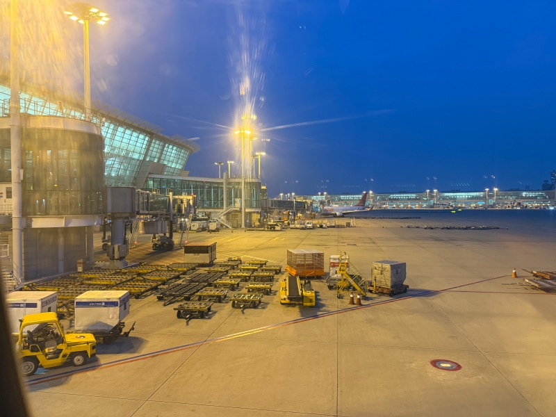 タイ航空（バンコク=ソウル（仁川）便:TG658 A350-900）-着陸