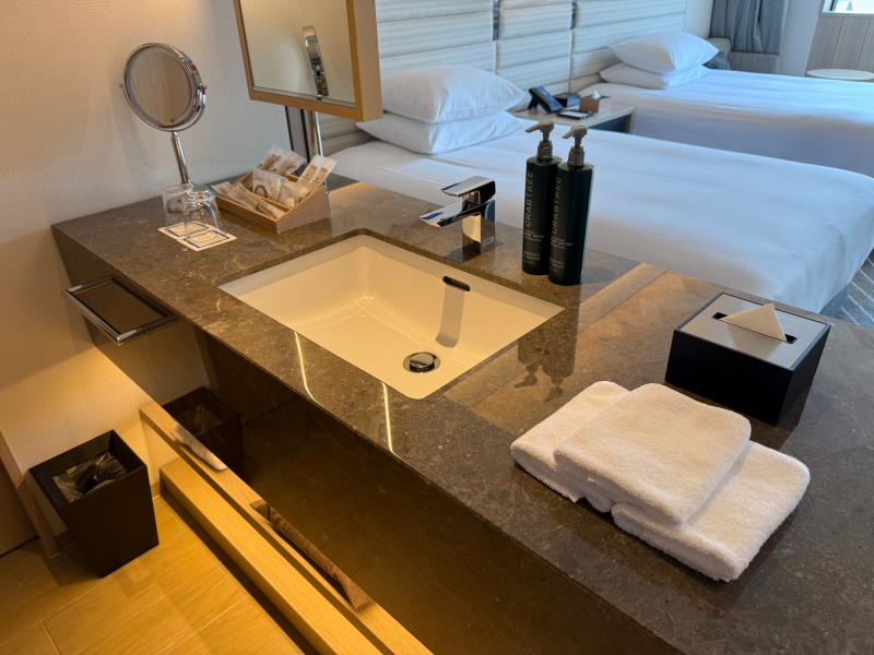 ヒルトン長崎(Hilton Nagasaki Hotel)ー客室内バスルーム(ツインデラックスルーム)