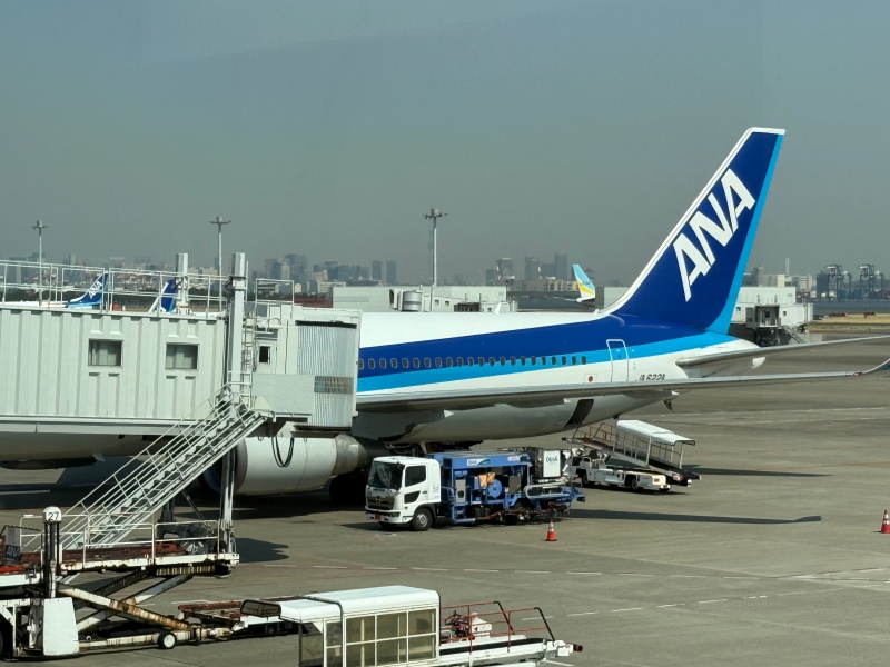 ANA663便（羽田＝長崎）-搭乗