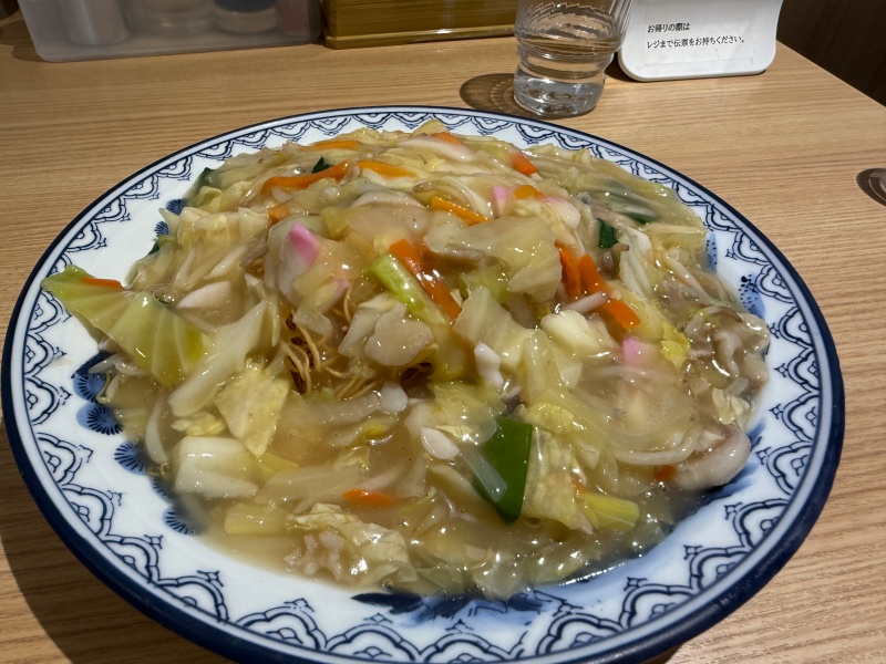 長崎空港でランチ（皿うどん）