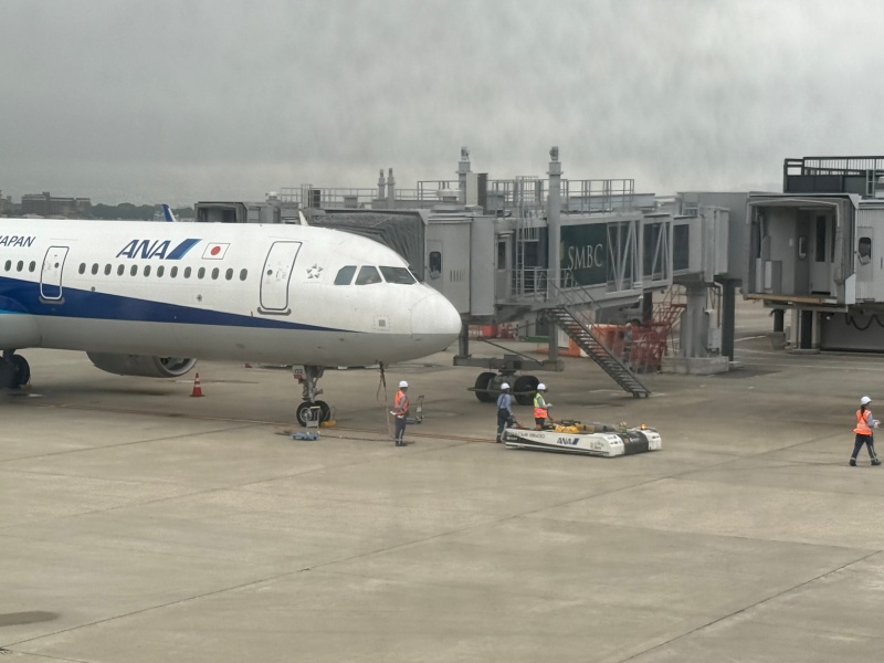 リモコン式トーイングカー＠伊丹空港