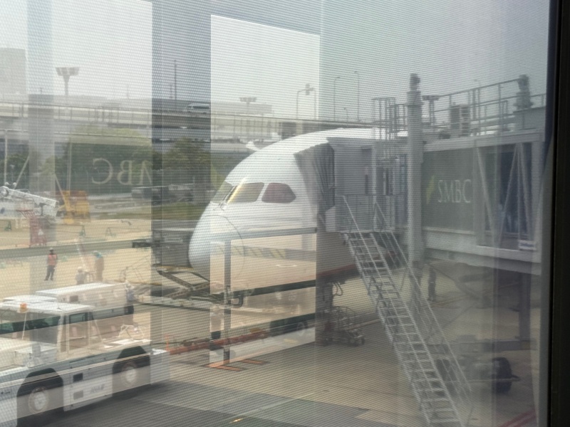 エバー航空(関空=台湾便:BR131 B787-1000)-搭乗