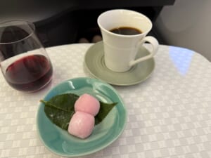 エバー航空（関空=台湾便:BR131 B787-1000）-ビジネスクラスデザート