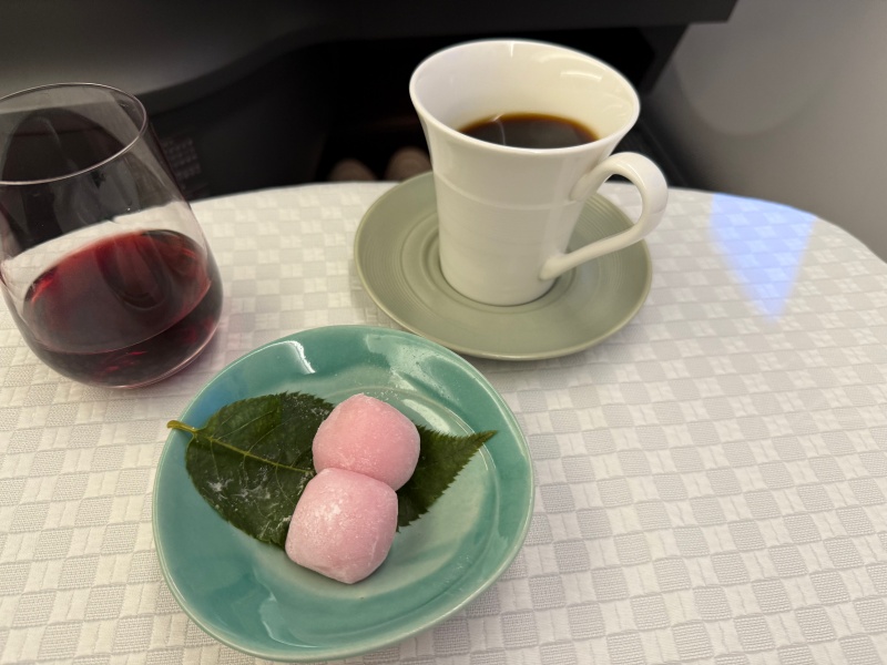 エバー航空(関空=台湾便:BR131 B787-1000)-ビジネスクラスデザート
