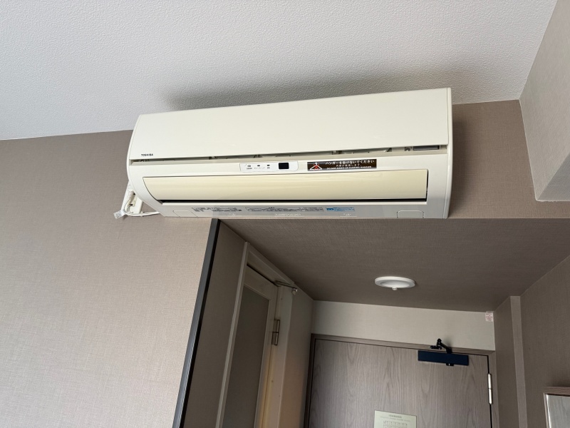 スーパーホテル新横浜(SUPER HOTEL SHINYOKOHAMA)ー客室（スーパールーム）内の雰囲気 