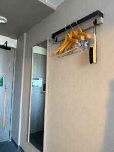 スーパーホテル新横浜(SUPER HOTEL SHINYOKOHAMA)ー客室（スーパールーム）内の雰囲気