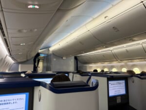 ANA(バンコク=成田便:NH806 B787-900)-搭乗