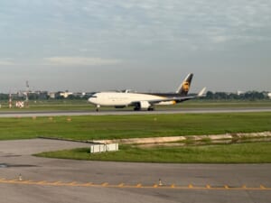 ANA(バンコク=成田便:NH806 B787-900)-タキシング