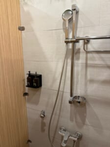 CHO Stay Capsule Hotel(町草休行館)@台湾桃園国際空港ーバスルームの雰囲気
