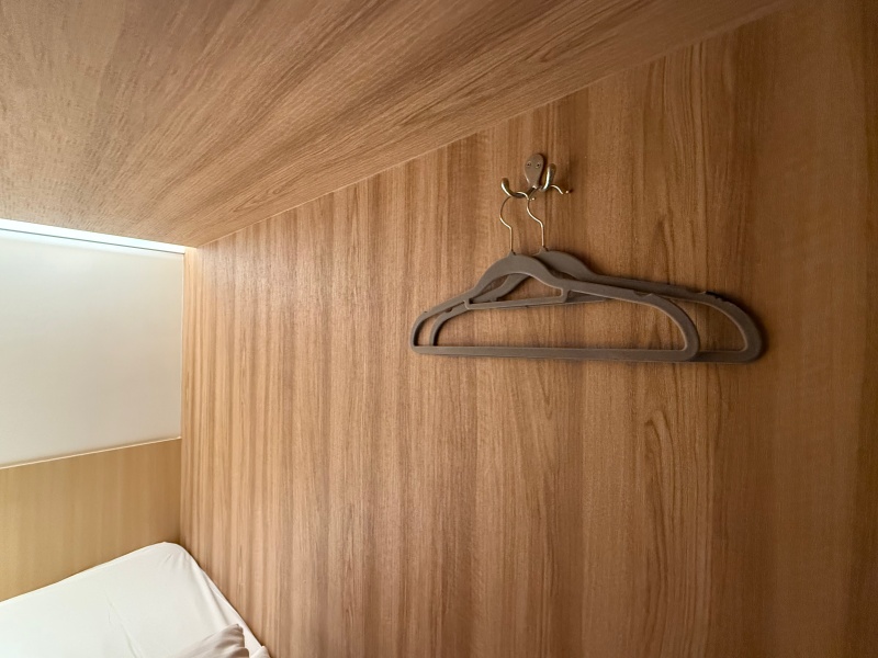 CHO Stay Capsule Hotel(町草休行館)@台湾桃園国際空港ーカプセル内の雰囲気