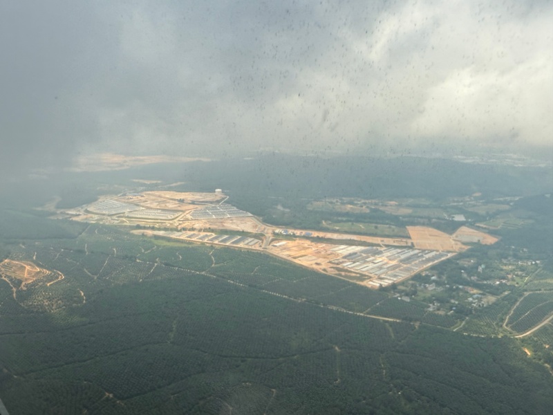 エバー航空(台湾=クアラルンプール便:BR227 B777-300ER)-着陸