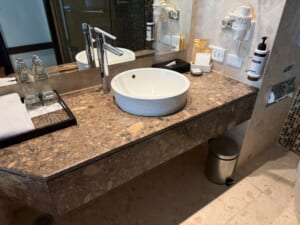 Hyatt Regency Bangkok Suvarnabhumi Airport(ハイアット リージェンシー バンコク スワンナプームエアポート)ー客室内バスルーム