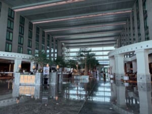 Hyatt Regency Bangkok Suvarnabhumi Airport(ハイアット リージェンシー バンコク スワンナプームエアポート)ーロビー