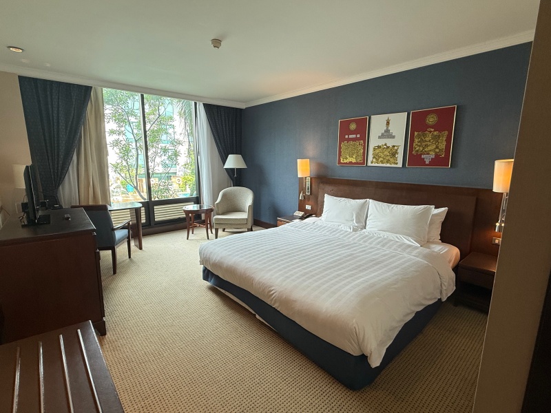 Hyatt Regency Bangkok Suvarnabhumi Airport(ハイアット リージェンシー バンコク スワンナプームエアポート)ー客室内の雰囲気
