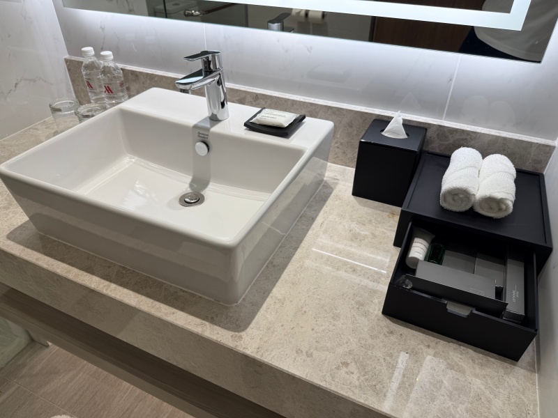 Putrajaya Marriott Hotel(プトラジャヤ・マリオット・ホテル)ー客室内バスルーム